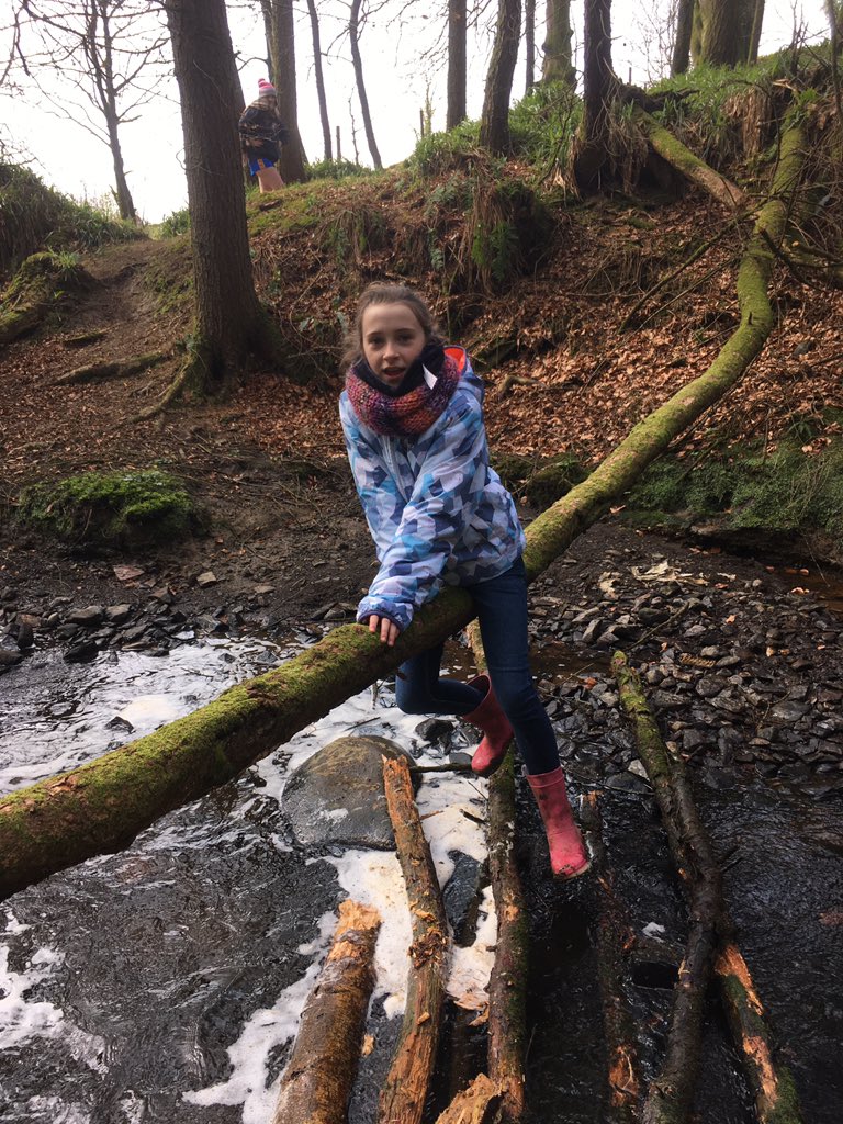LittlePalmsFS's tweet image. Yesterday on our daily walk we found a beautiful ‘Hope’ stone My girls and I found some beautiful stones to paint. Here’s how they turned out #paintahopestone