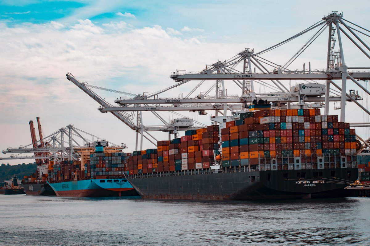 Marine Caital's Tony Foster talks us through the social improvement opportunities of shipping in his latest byline - ethical-intelligence.com/shipping-and-t… #esg #shipping <a href="/mclshipping/">Marine Capital</a>