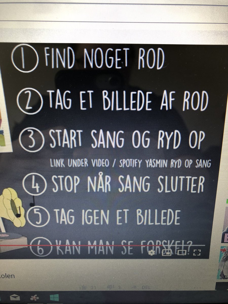 Winalien's tweet photo. Dagens opgave i #sofaskolen 😂 Underviseren slutter af med “Og til jer forældre: Det var så lidt!” 😂🤣😂👍 https://t.co/XRgcYyInZx