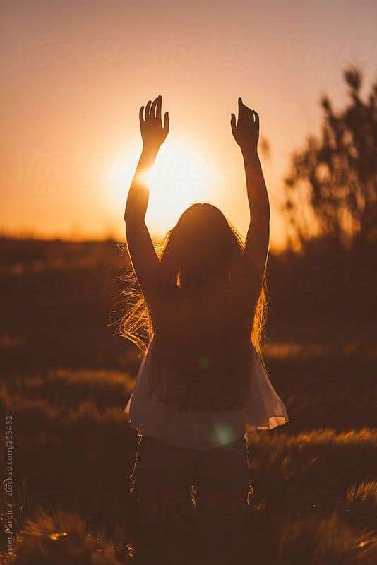 Believer037's tweet photo. I am feeling led to worship- Let the Heaven's hear our hearts cry to Yeshua saints- if you’re reading this please stop and worship. Something is happening in the spirit realm. No idea what, I just know we are being called to battle with praise.🙌❤️
https://t.co/ZXDBoWJdW0 https://t.co/oKCuzZbtLi