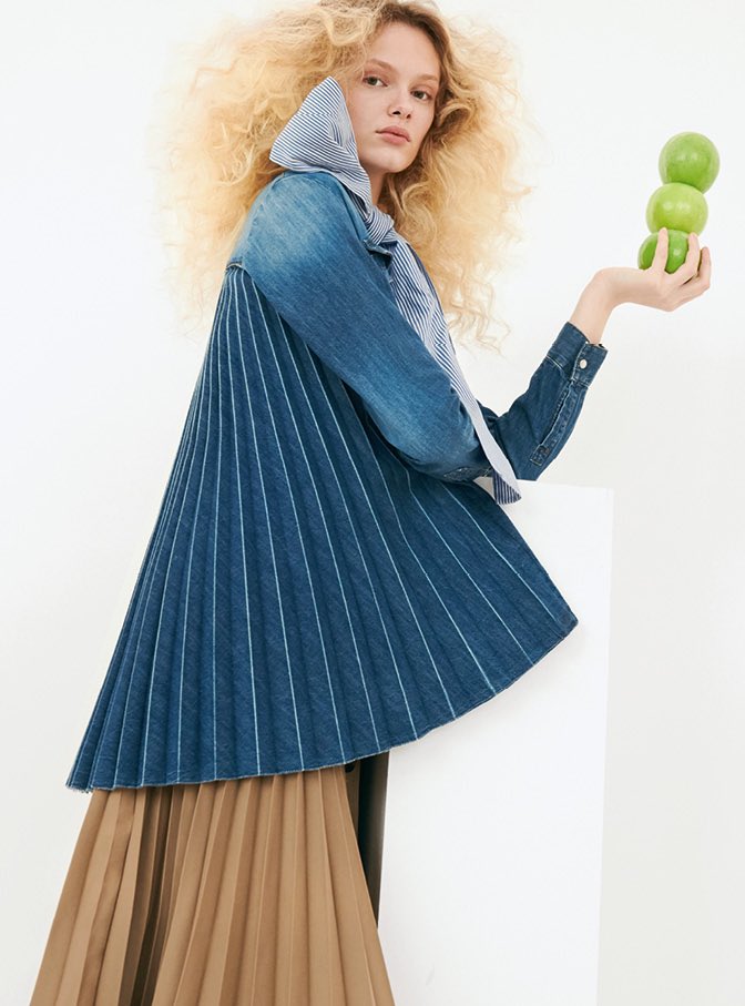 REDValentino's tweet photo. Beautiful editorial on Harper’s Bazaar  CZ with model Johanka Slezakova in #REDValentino Spring 2020 collection shot by Hana Knizova 
#REDNEWSSTAND #REDEDITORIAL https://t.co/VTjJ4N555a