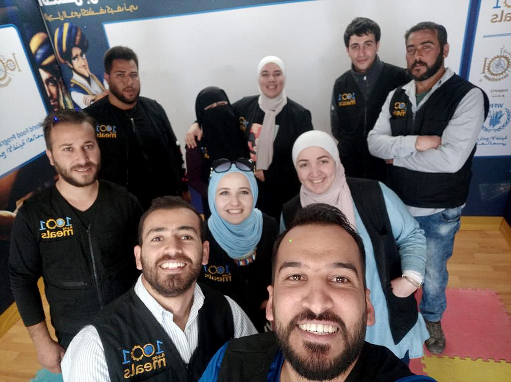 1001inventions's tweet photo. Meet the fantastic @1001meals #team who delivered exciting #STEM activities to #refugee #children in @ZaatariCamp this winter. Brought together by #passion for helping the most vulnerable, they share learning from their experience: https://t.co/6c2cJcdlOD 

@WFP_Jordan @WFP_MENA https://t.co/FIgmUFkDwh