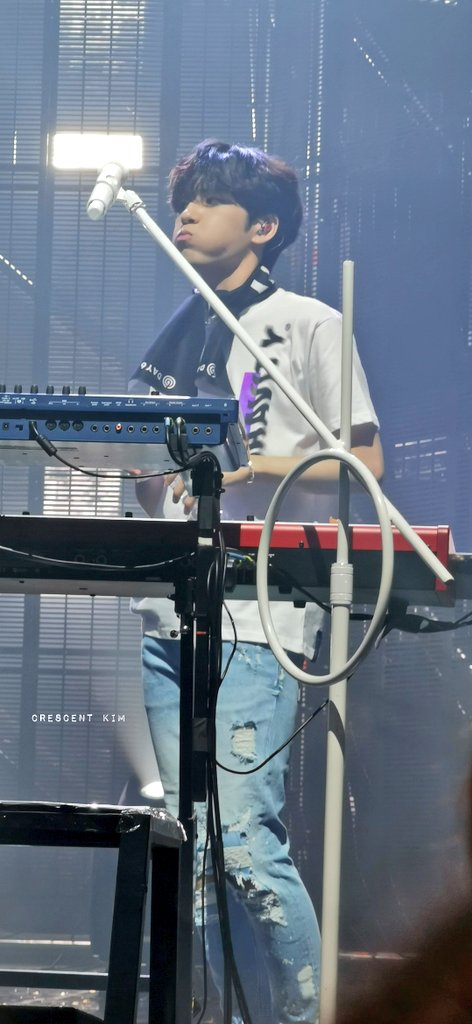 crescentkims's tweet photo. 我想你 ㅜㅜ
因为我只喜歡你

我想见你 ㅜㅜ https://t.co/8c0yLaCqE1