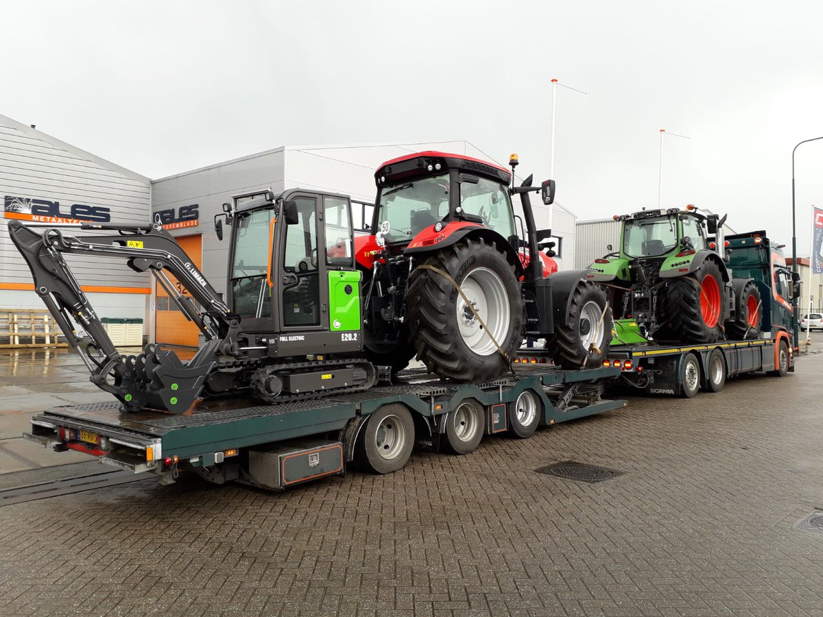 AFGELEVERD: E20.2 voor dealer <a href="/DemBv/">DEM bv</a>. Wil je een demo met deze machine? Neem contact op met DEM of bezoek hun showroom.
Let op: binnenkort meer informatie over ons dealernetwerk. Houd onze kanalen in de gaten:
Facebook: facebook.com/limachelectric… 
LinkedIn: linkedin.com/company/est-bv/