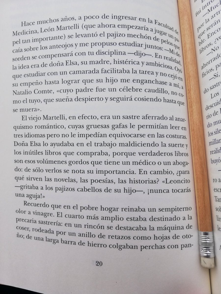 #EmpezaUnLibro Preciosa iniciativa! Aquí vamos... con la Conspiración de los Idiotas de Marcos Aguinis. <a href="/_Escaramuza/">Escaramuza</a> <a href="/Criaturaeditora/">Criatura Editora</a> <a href="/LaLupaLibros/">La Lupa Libros</a> <a href="/edit_planeta/">Editorial Planeta</a>