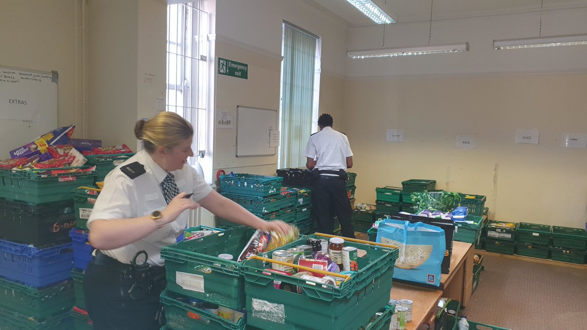 MerPolCEU's tweet photo. @MerPolCEU and @MerseySpecials officers were at the @TrussellTrust Sefton Food Bank today. Helping date and sort 40+ boxes of donated food. #FoodBank #TrussellTrust #OneTeam #MPCommunityFirst @Dannyholmes14 https://t.co/vB1kAaej2s
