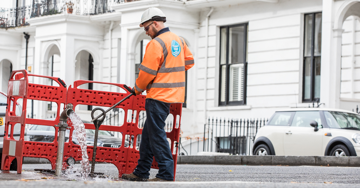 thameswater's tweet photo. Being identified as key workers mean you'll continue to see us working to maintain essential water and wastewater services during the #Covid-19 outbreak. By doing this we can prioritise the vital day-to-day services for all our customers - https://t.co/oyyXuogw4P https://t.co/vb7ZhUwJNe