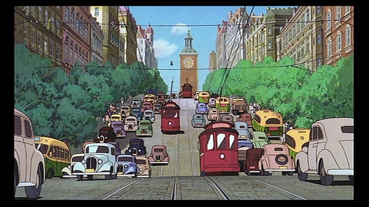 キャッスル コリコの町は 日本人女性が何となく思い描く昔のヨーロッパ というイメージです ロケハンが行われたスウェーデンの都市以外にも 表通りの賑わいはパリの街並を 路面電車が行き交う様子はサンフランシスコを参考にしており 欧米の様々な都市