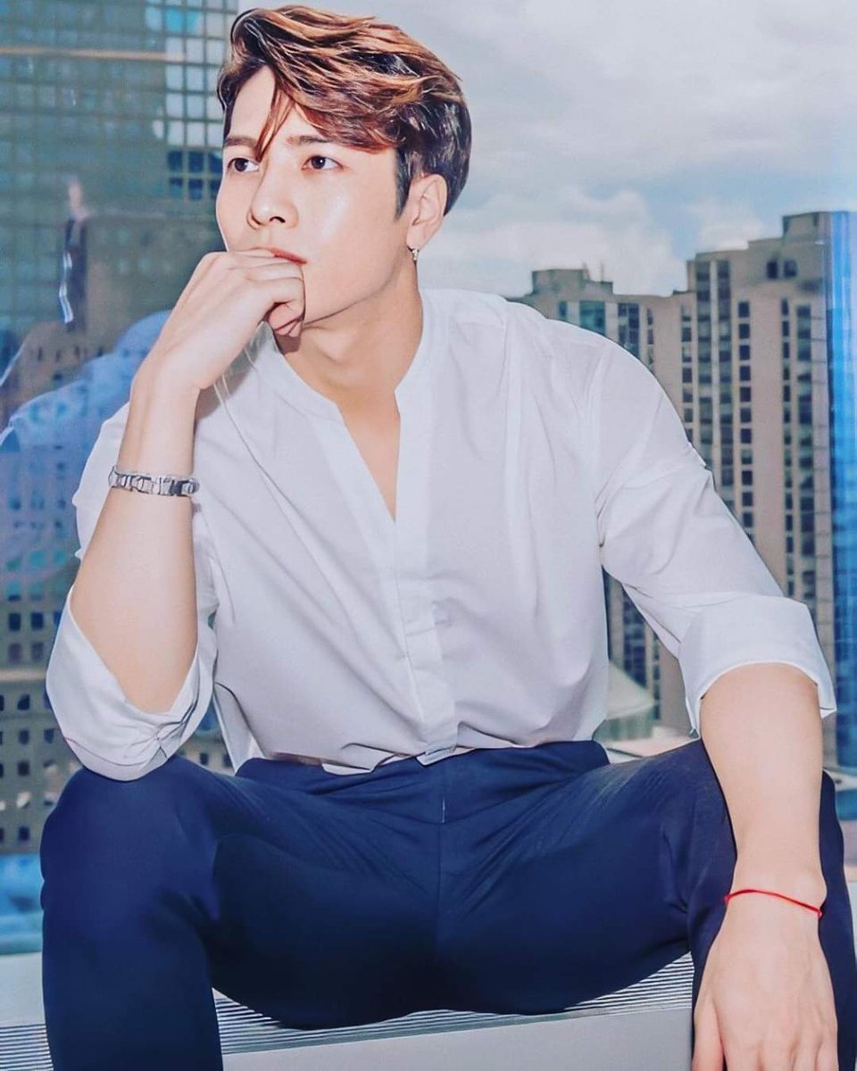 Koreaboo's tweet photo. Happy Birthday to GOT7's Jackson! We hope you have a magical day!

@GOT7Official
@JacksonWang852
#BlessedToHaveJackson 
#KINGJACKSONDAY https://t.co/Awd1Zc3j9t