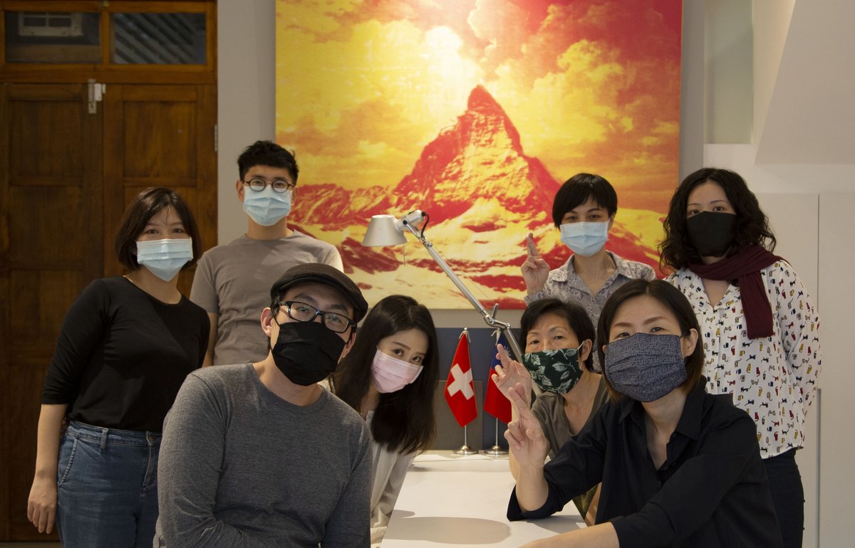 VeticaGroup's tweet photo. Greetings from our @VeticaGroup Team in Taipei. No matter what’s going to happen, we will always be on your side and get through this hard time together! Stay healthy and tuned. #vetica #veticataipei #branding #design #swissdesign #taiwandesign #veticagroup #stayhealthy https://t.co/78oJGYheJj