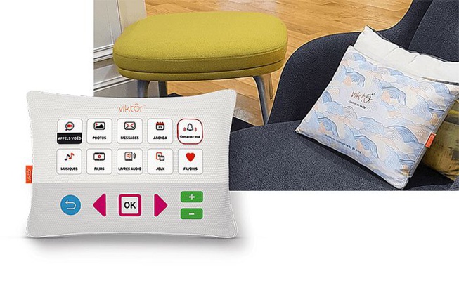 Connecté à la télé, le coussin #Viktor permet de recevoir des photos et des messages, d’échanger avec ses proches en visio-conférence, d’écouter des livres audio, de consulter ses rdv de la semaine. Une #techno pensée pour les personnes âgées. #seniors ow.ly/P2GY30qt5m2