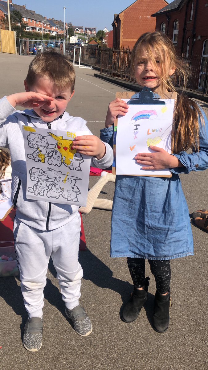 gladstonebarry's tweet photo. Busy writing letters and drawing pictures to send to our local elderly neighbours 💙 #TeamGladstone https://t.co/Q7Z2WOnneK