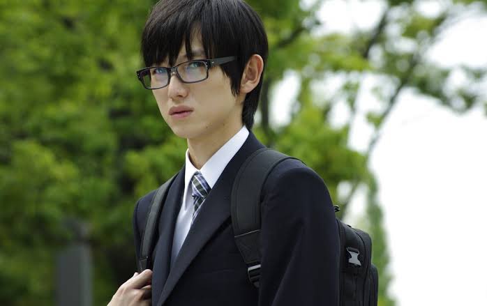 めえ 男の人の黒縁メガネが 昔っから好きだったのは 初恋がトンボだったからです