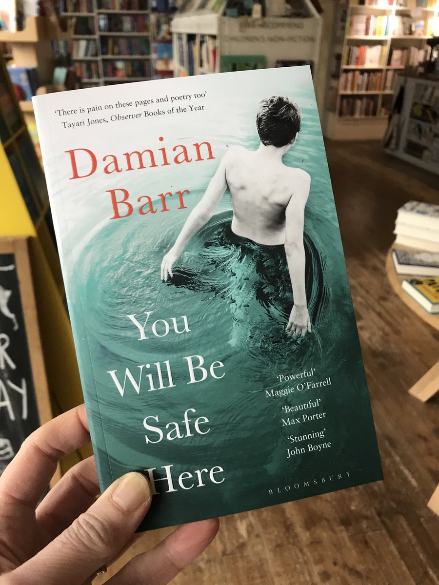 mainstreethare's tweet image. Oooh, now isn’t this a lovely paperback edition ⁦@Damian_Barr⁩ ⁦@BloomsburyBooks⁩, will def make it into one of our #Self-isolation #booksubscriptions!