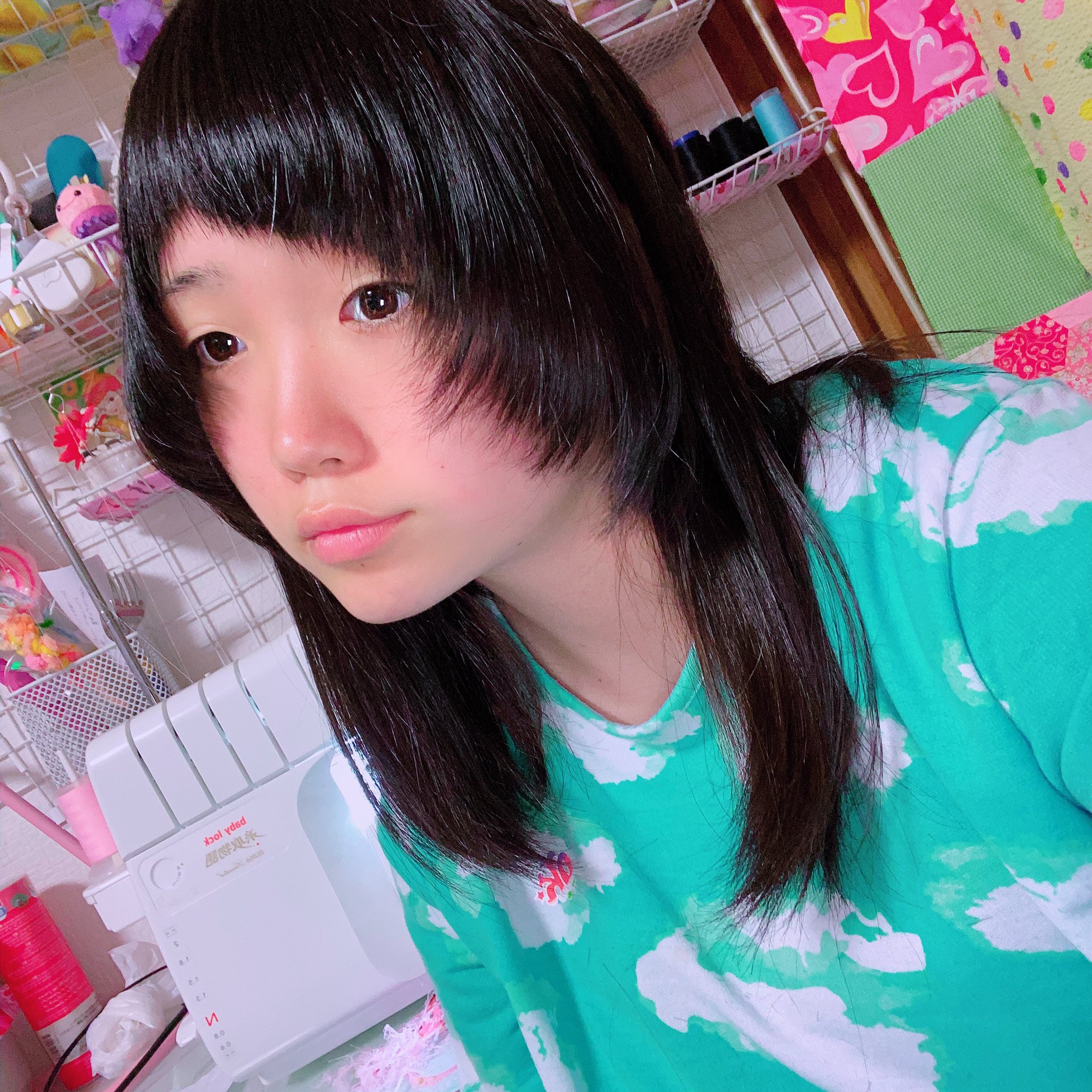 なっち Twitter પર 自分で髪切った ほんとはもっと切りたい 多分そのうち切る T Co Xgriihmlr3 Twitter