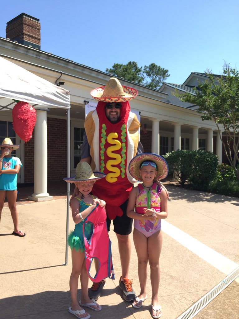 Paradise Activities in Williamsburg tweet media