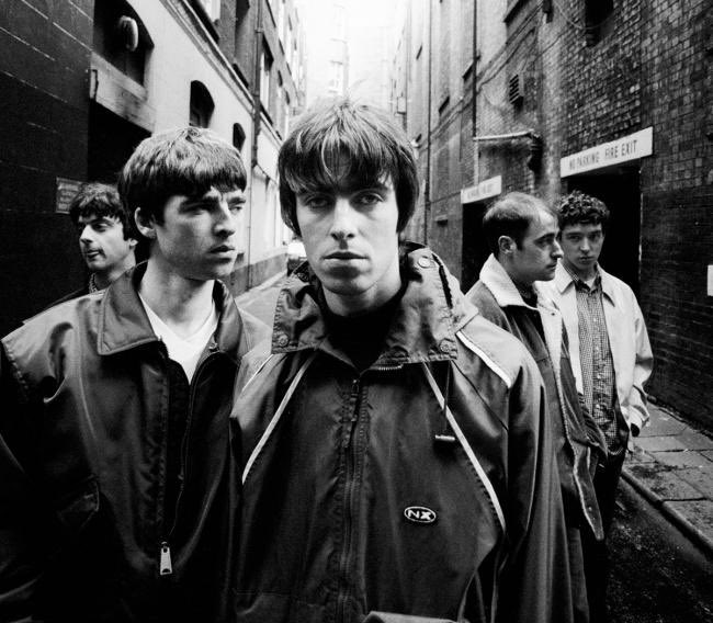 Tim_Burgess's tweet image. We have another special guest for tonight’s Definitely Maybe listening party.  Kevin Cummins (@KCMANC) is a legend in the world of music photography and he’ll be joining #timstwitterlisteningparty from 10pm. He’ll be sharing photos and memories, give him a follow. 
📷 by @KCMANC