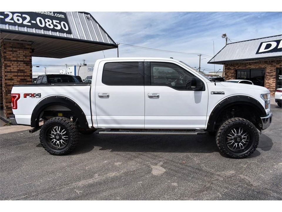 DirectAutoplex's tweet photo. Need a lift?
Score an incredible deal on this 2016 #Ford #F150 #XLT only at #DirectAutoplex!
Details: https://t.co/GYV056vzSA https://t.co/65cNKQPqT3