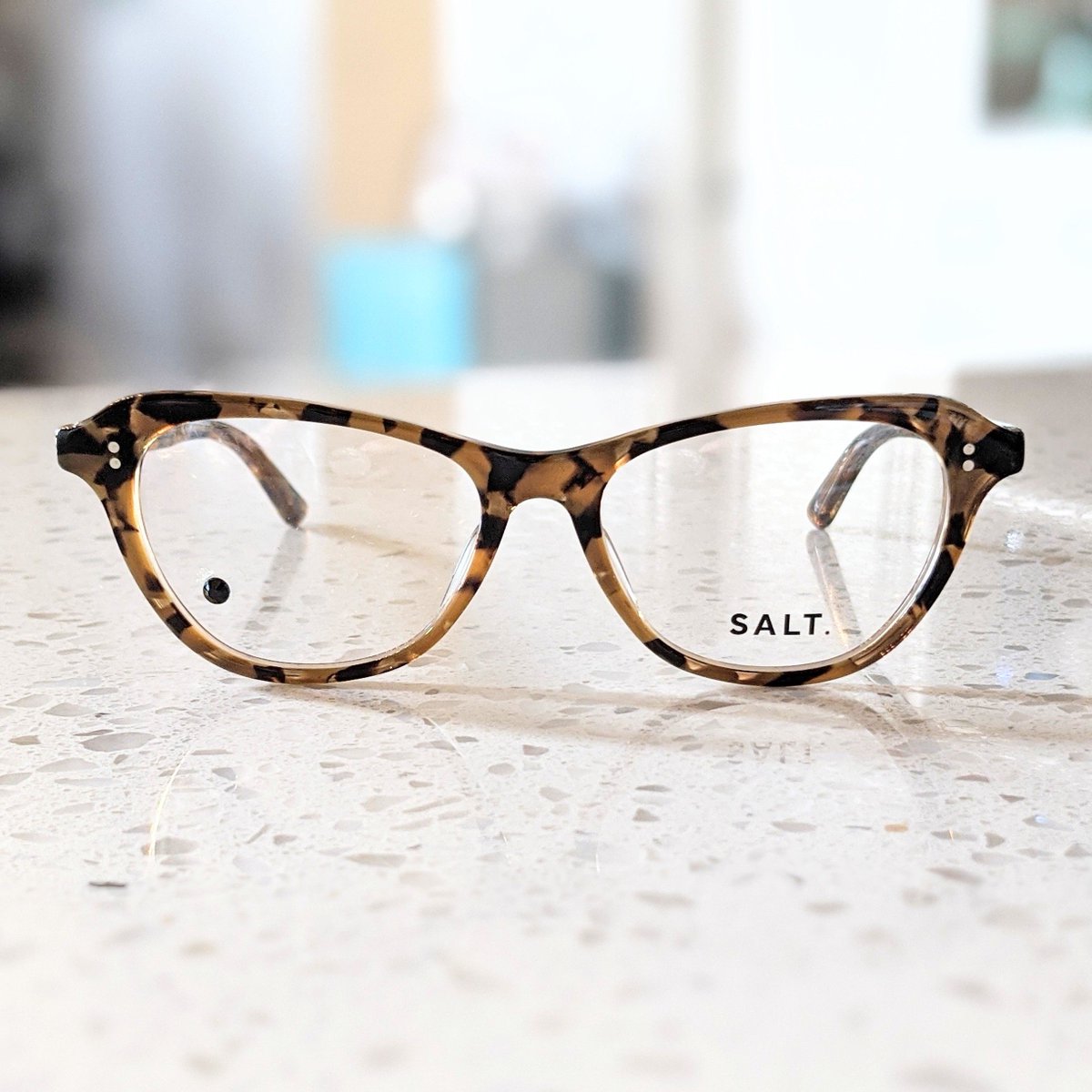 SalisburyEyes's tweet photo. Check out this new SALT frame for #FeaturedFrameFriday
The gorgeous warm brown tones mixed with classic black have us swooning! @saltoptics #vision4thebury #independenteyewear #saltoptics #glasses https://t.co/xZu2EZQSTK