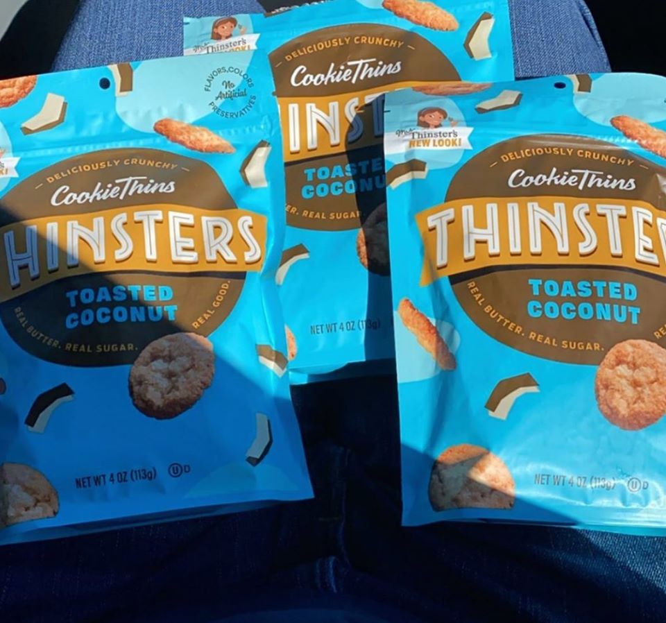 ThinstersCookie's tweet photo. Living in the lap of luxury with our Toasted Coconut #THINSTERS! Well, at least have a bag or two or three sitting in your lap for convenient snacking. 😉🤩 https://t.co/fmgxWu64RB