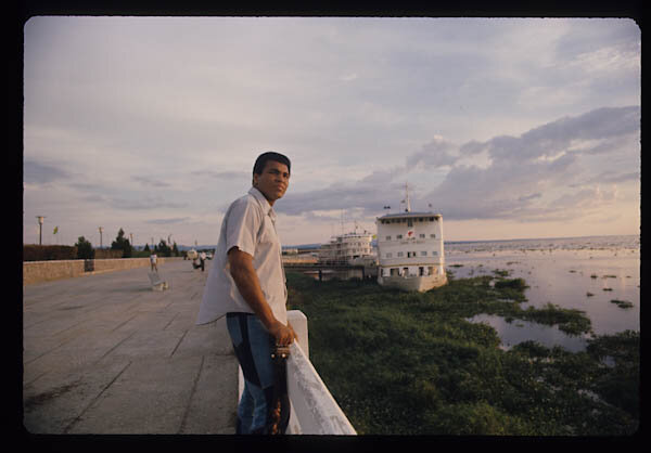 “I know where I'm going and I know the truth, and I don't have to be what you want me to be. I'm free to be what I want.” - #MuhammadAli

📸 #KenRegan #TheGreatest #Freedom #Respect