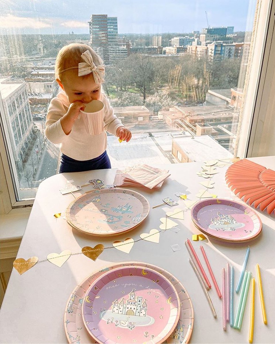 Decisions, decisions 🥰 | 📸 <a href="/slduke/">Shirley Duke</a>