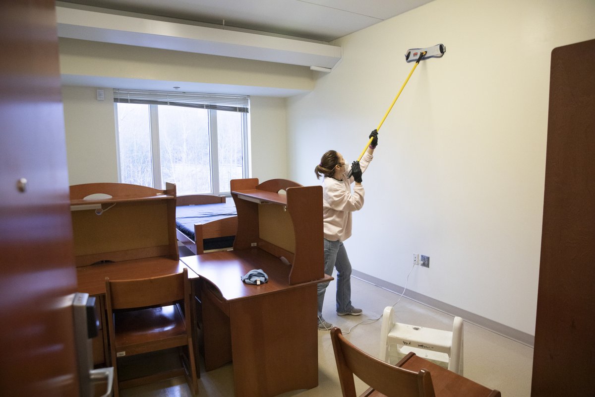 binghamtonu's tweet photo. We'd like to say a huge THANK YOU to our faculty and staff for keeping the University running through this unprecedented situation. Binghamton stands strong thanks to your efforts! https://t.co/3d0wA1I4jL