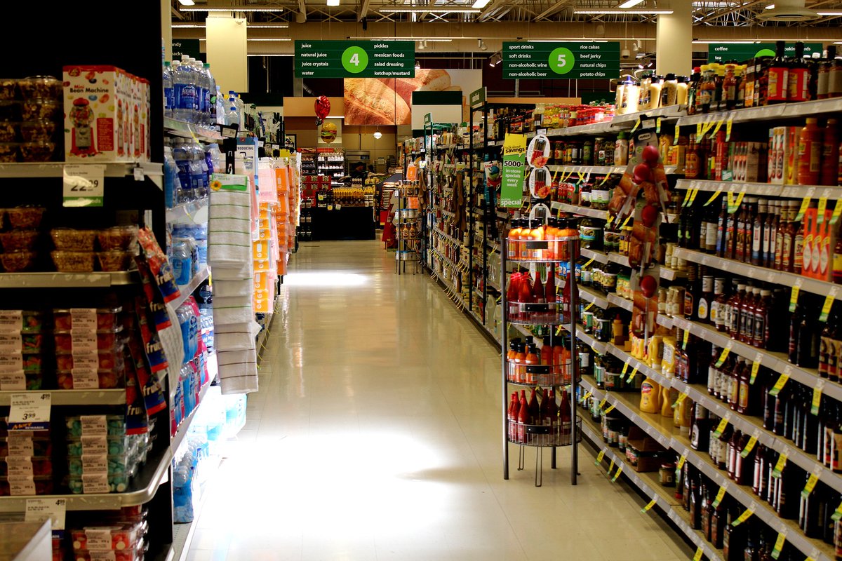 NYCAging's tweet photo. To all pharmacies and supermarkets: if you can, designate hours for senior citizens ONLY to shop. For example, 6 - 8 am exclusively open to NYers 60+. This recommendation would further enable older adults to get essential goods while practicing social distancing. https://t.co/QwSoq0CJIJ