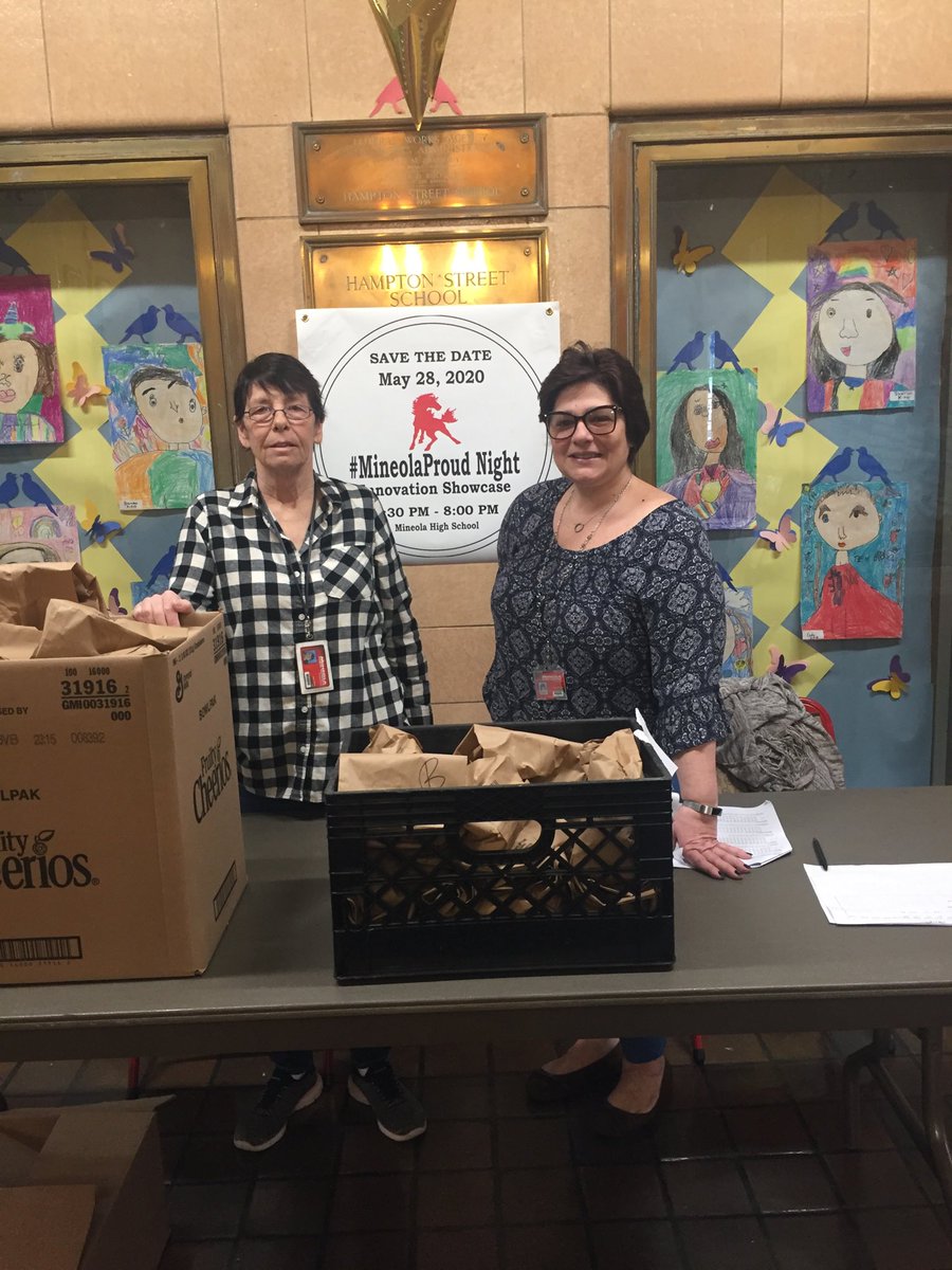 Ed Escobar (@edtescobar) on Twitter photo Good morning <a href="/MineolaUFSD/">Mineola UFSD</a> from Anne and Patrica <a href="/Hampton_Street/">Hampton Street</a>. They have been distributing food to students and families all week. Today is Friday and all students get meals for the entire weekend #MineolaProud Good morning <a href="/MineolaUFSD/">Mineola UFSD</a> from Anne and Patrica <a href="/Hampton_Street/">Hampton Street</a>. They have been distributing food to students and families all week. Today is Friday and all students get meals for the entire weekend #MineolaProud
