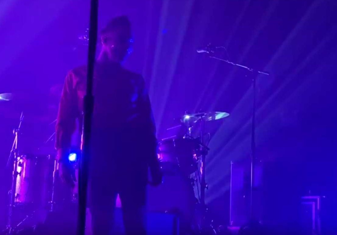 BruceXWells's tweet photo. Blue October - Your Love is Like a Car Crash (Live) 💔 #BlueOctober #BestLiveVersion #Chicago #HouseOfBlues (https://t.co/YnKJkEAQcy) https://t.co/XdB9bDSxIq
