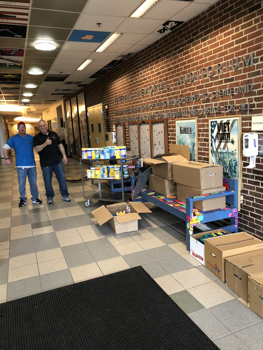 NAMiddle's tweet photo. Thank you NAMS for your donation of hand sanitizer and wipes for Lawrence General Hospital! https://t.co/SfBJNl15ZG