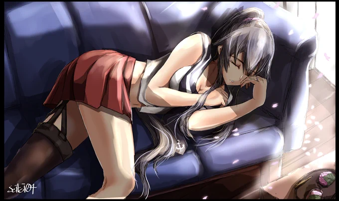 矢矧んは桜餅の傍にて春眠むん   
#艦これ #矢矧 #さくらの日 