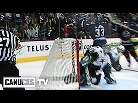 farhanmohamed's tweet photo. Dear @Sportsnet, you have an ENTIRE channel for the Pacific region, why not run some great @Canucks programming each night?
- Entire 1994 run
- Entire 2011 run
- Random epic games
Condense them down to 1-2 hours. Great TV.
#cdnmedia #findmeonyoutube #Canucks https://t.co/U4UHaSOv4c