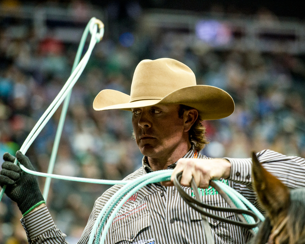 BullStockMedia's tweet photo. @jadecorkill keeps his eye on the prize.

Shot for @WCRARodeo https://t.co/lyCrjhW3R3