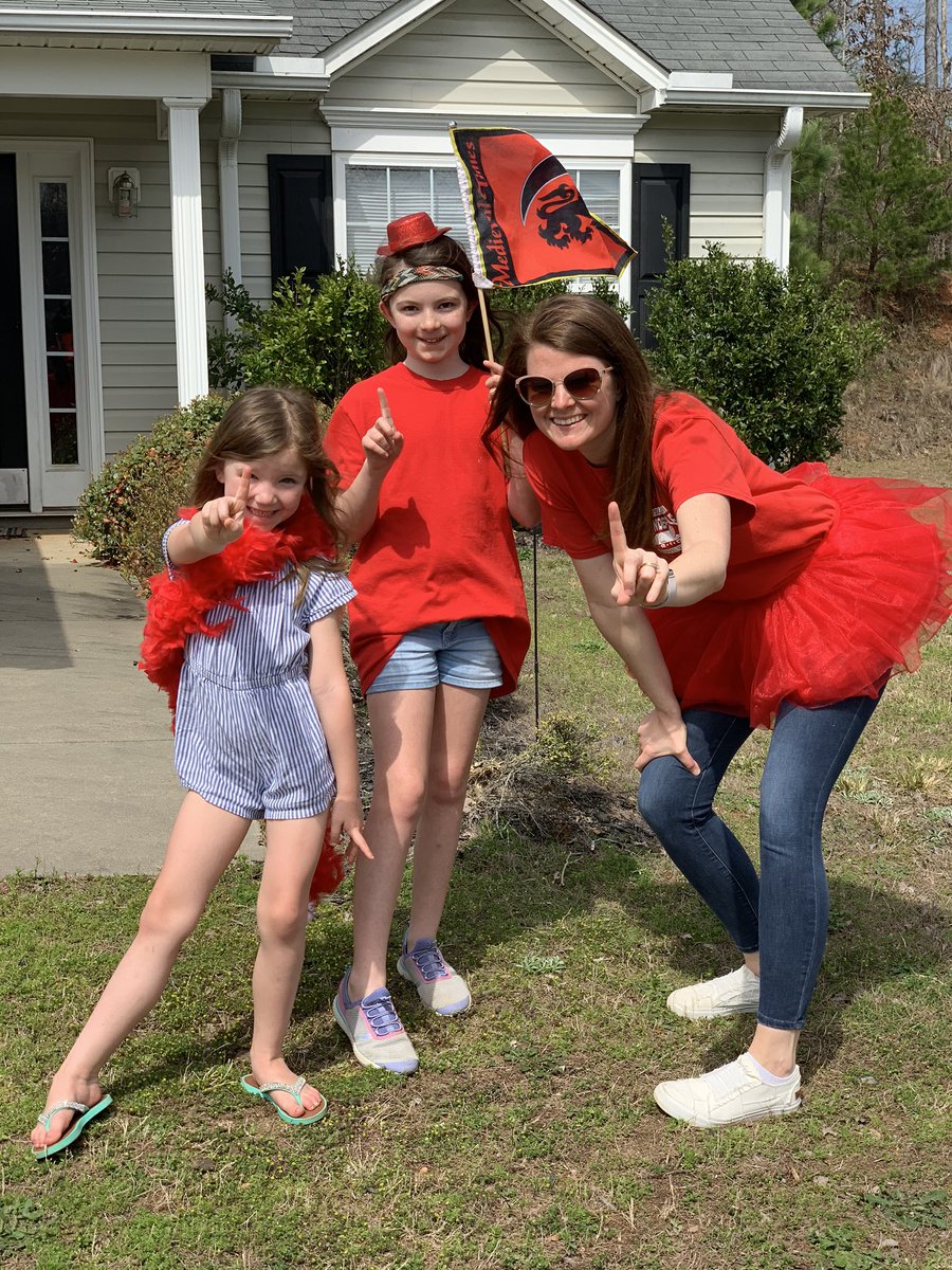 Mrs_Wayne_'s tweet photo. Peltasta 💪❤️ #strongandkind #originalmember #pvespride #pvesspiritweek https://t.co/DW22xUb0ju