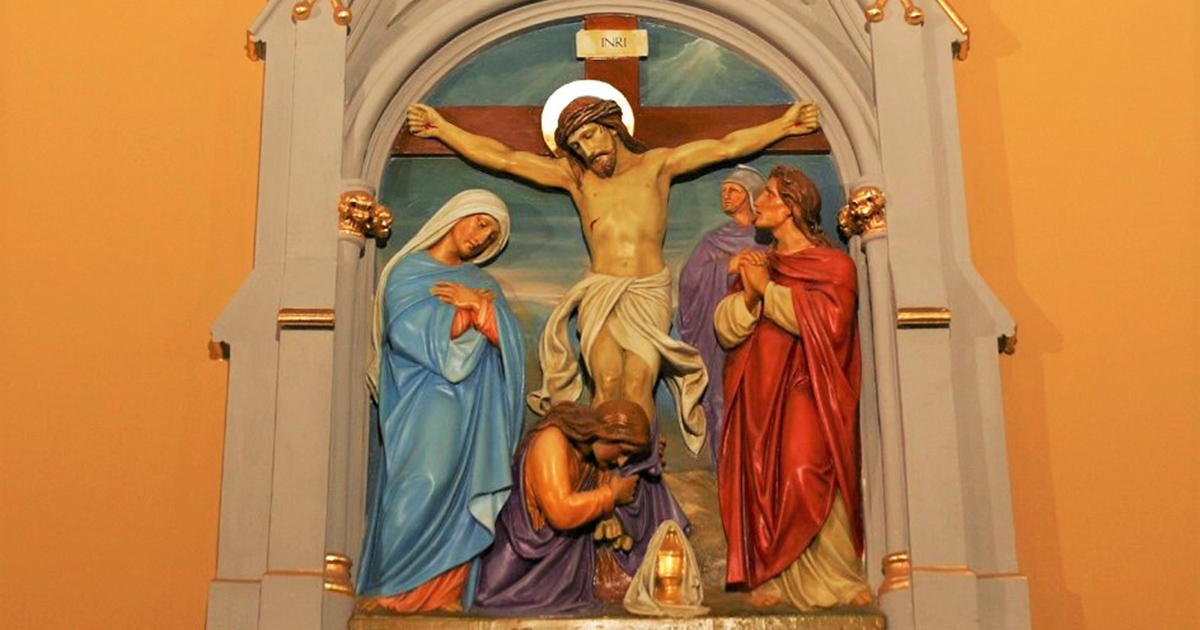 KofC's tweet photo. Want to pray the Stations of the Cross? We have resources for you right here: https://t.co/61HGGpz3es https://t.co/lJXd60IZrd