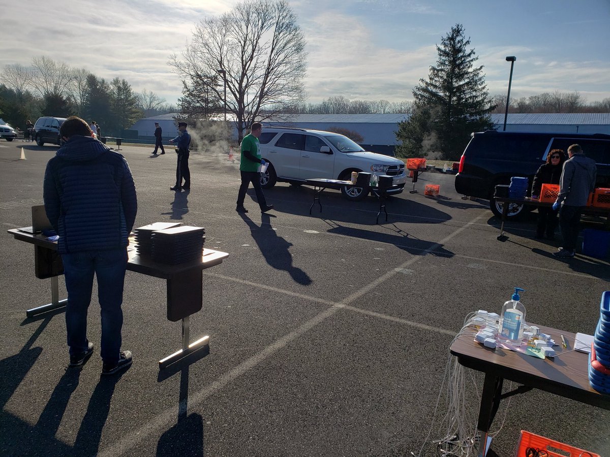 Lauren Dowd tweet media