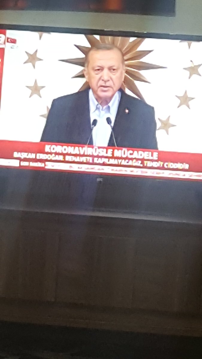 Sarlmalk's tweet photo. Yine Boş Yapıyoruz ..
#TayyipErdoganNerede https://t.co/wI7gHJ4iZ1