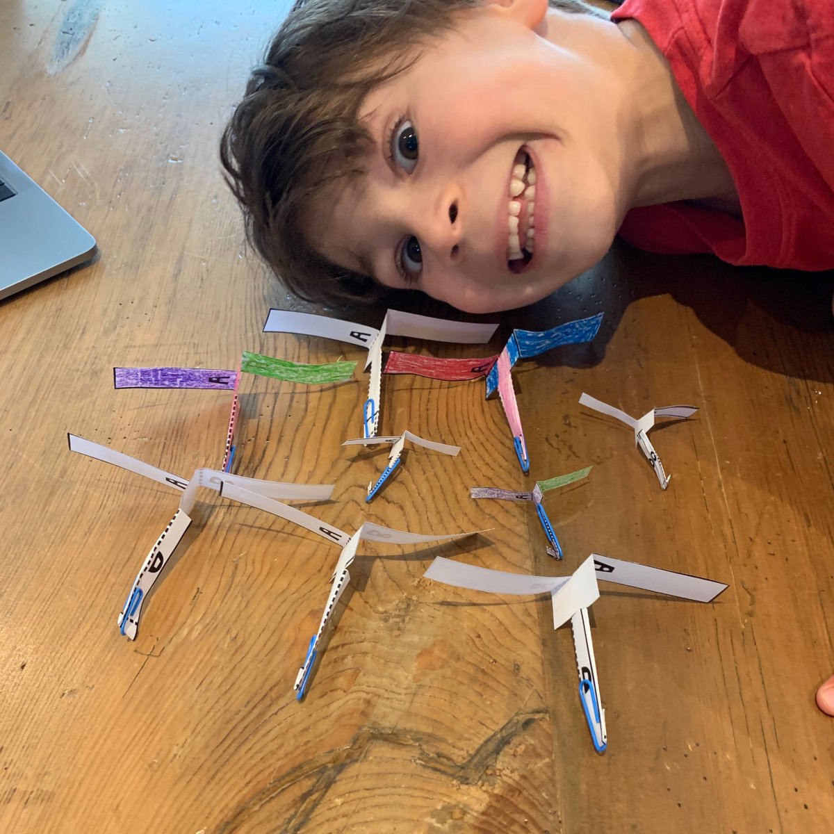 michelletnli's tweet photo. Happy Friday everyone! Here's another submission. Seeing students SMILE, having FUN and BEING kids is the kind of news story we need right now! #mabinmakers #community #remotelearningWIN https://t.co/NJifmkqr1S