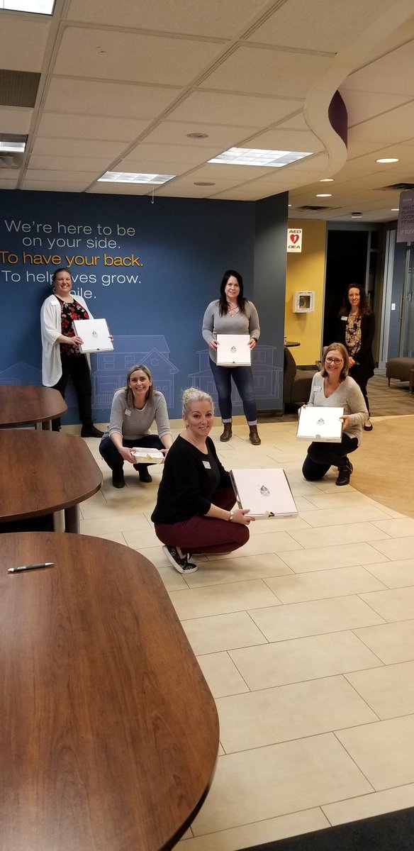 Stacey199019's tweet photo. Port Elgin Branch is practicing physical distance while still supporting our local small businesses. Thanks Outlaw! @erinaldridge82 @MarkOstland @outlawbrew @MeridianCU @SaugeenShoresON https://t.co/4Bj22arpHF