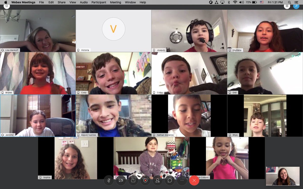 Mrs. Delgado and I had so much fun catching up with our Mangado family!! We have missed seeing our dolphins so much! <a href="/DESDolphins/">DES Dolphins</a> <a href="/DES_Delgado/">Megan Randle</a> #DESisBEST