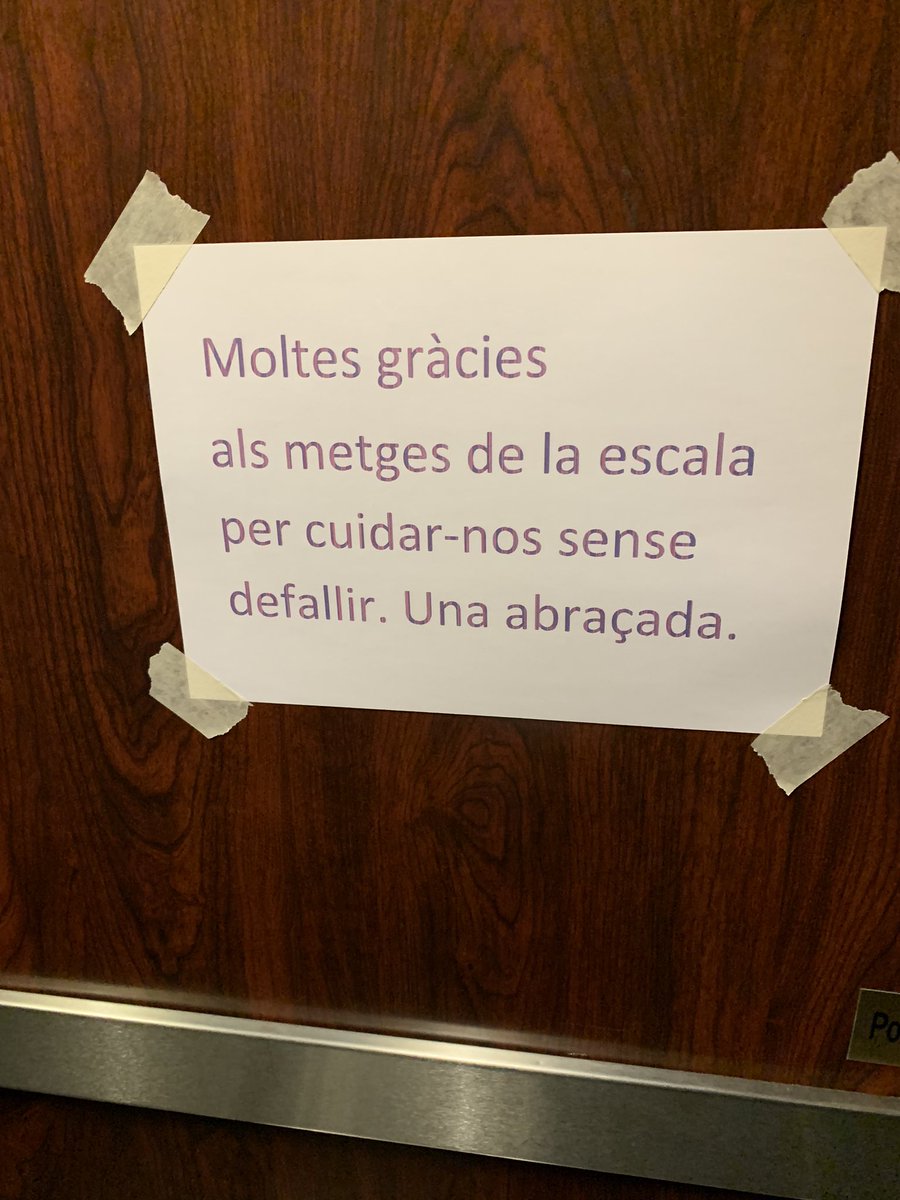 Quan arribes a casa després de moltes hores a <a href="/parctauli/">Consorci Corporació Sanitària Parc Taulí</a> i a l’ascensor els veïns han penjat aquest rètol és impossible no emocionar-se. Gràcies veïns!!!