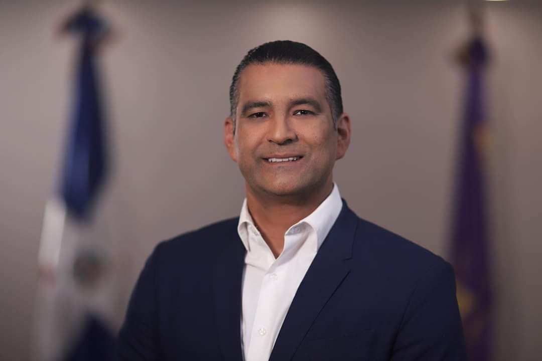 AngelManom's tweet photo. Para recuperar la confianza de los peledeistas en SDE, solicitamos a nuestro presidente @DaniloMedina  designar a Luis Alberto Tejeda  Director del Plan de Asistencia Social de la Presidencia.

@margaritacdf @MinpreRD @PresidenciaRD @euri_cabral @MartinezPozo @CristinaLizardo https://t.co/mesTlmALLX