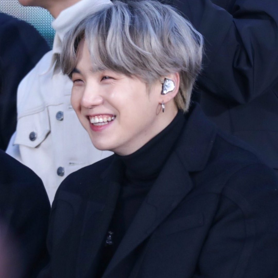 Yoongi being the happiest: a really important thread
