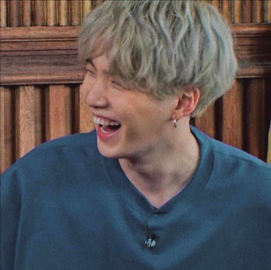 Yoongi being the happiest: a really important thread