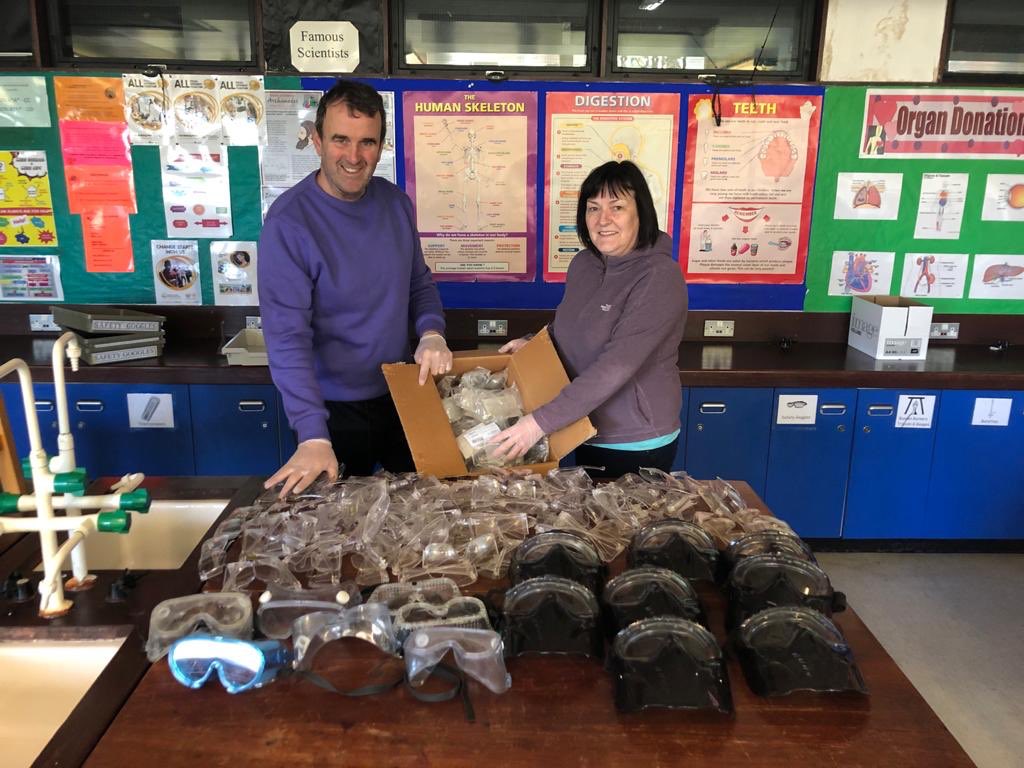 MaguircDean's tweet photo. This morning the Science and Technology departments were glad to be able to help our local Health care workers by donating full safety masks and safety goggles.
We are with you all the way. #staysafe #StayHomeSaveLives https://t.co/4YYUDiLHy1