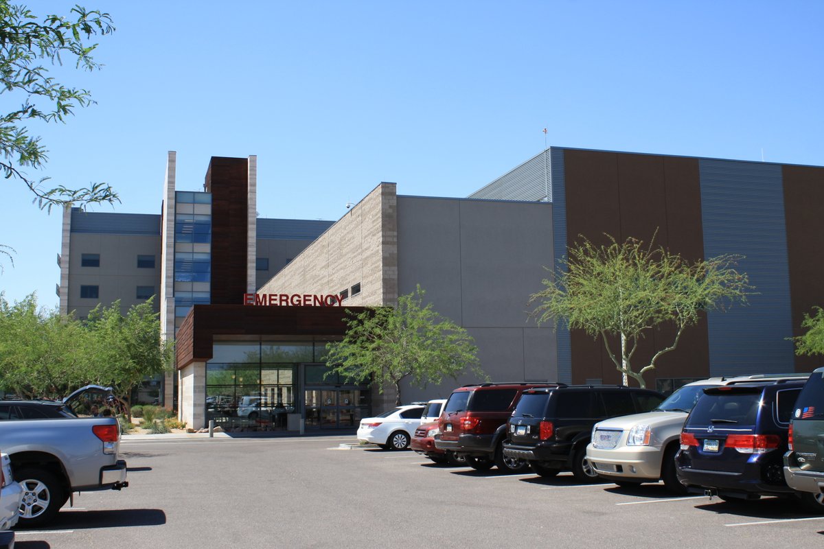 OCMcoil's tweet photo. #OCMCoil is proud to be installed in health centers all over North America, including the Banner Medical Center via @KovachEnclSys. We thank all the doctors and nurses on duty fighting this illness. 
#Panels #CoronaCrisis #StayHome #StaySafe #Covid19usa #StayHomeSaveLives https://t.co/4uke6EtN8O