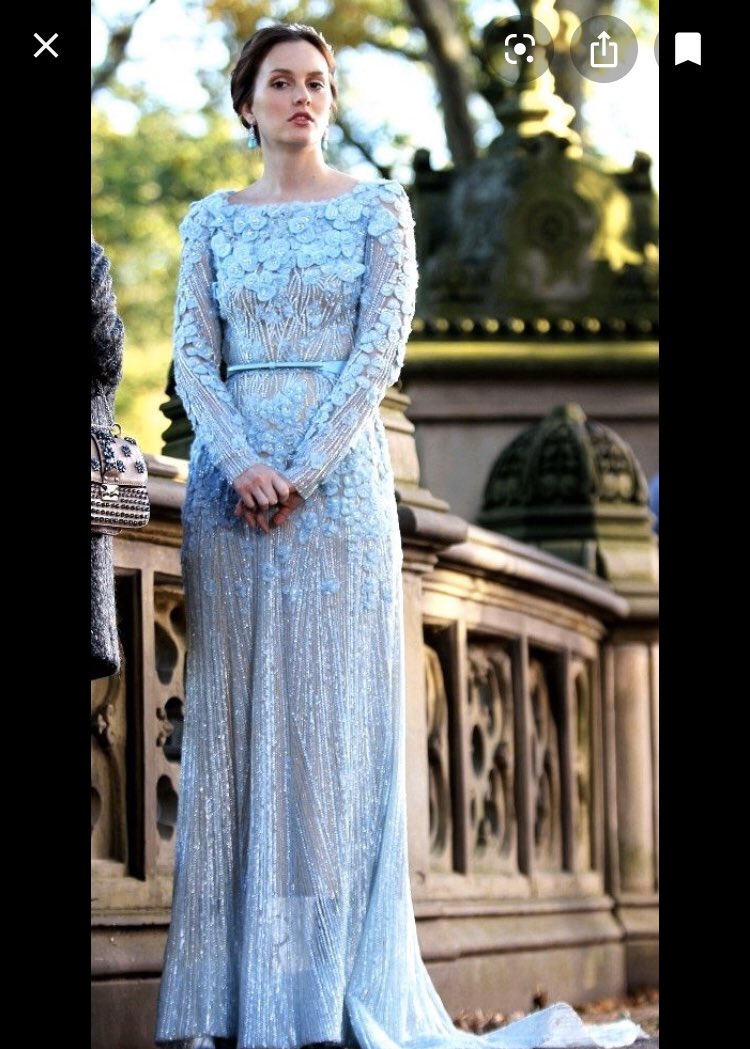EugeSanchezdb's tweet photo. @laura_alarconnn @AliciaG13502130 @ISanchezdb definitivamente me encanta este vestido! es de un diseñador de paris 😍😍! https://t.co/zH6KZU2XQ8
