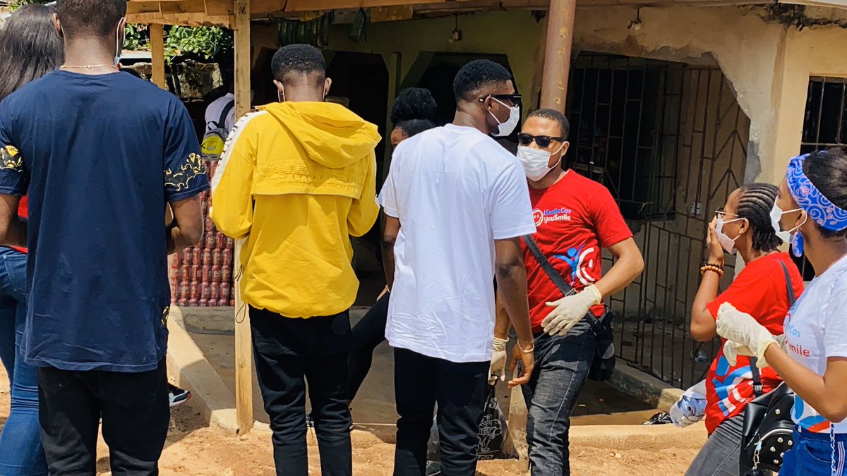 EkechiIke's tweet photo. Today I lead a Team of Volunteers to Mgbrichi in Ohaji/Egbema LGA of IMO STATE Nigeria. In line with one of our FOCUS AREAS @isbys_ngo which is COMMUNITY SERVICE we Lunched the Community Advocacy and Sensitization Project (CAST_Project) for COVID19 Virus. 
1/n https://t.co/AvLRww3CWh