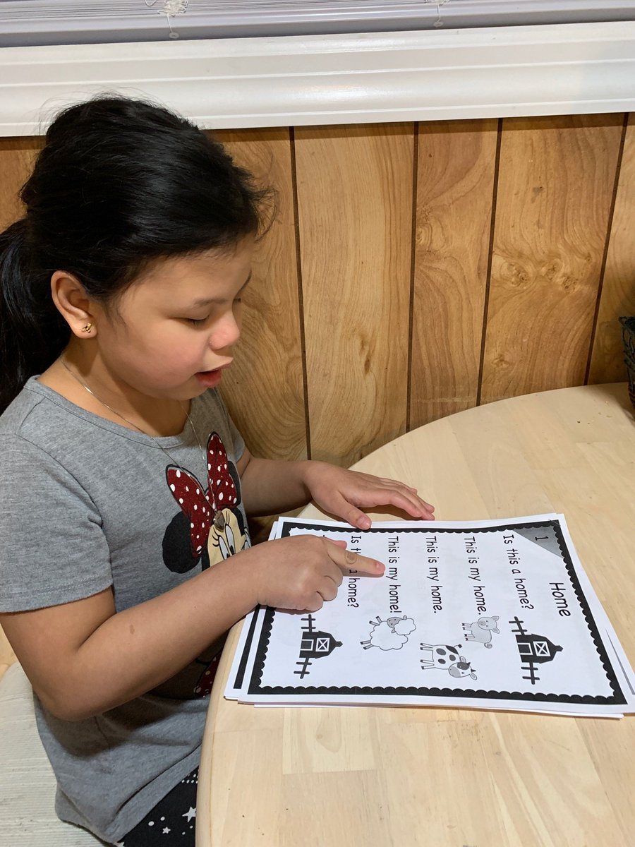 Rebecca Radecky tweet media